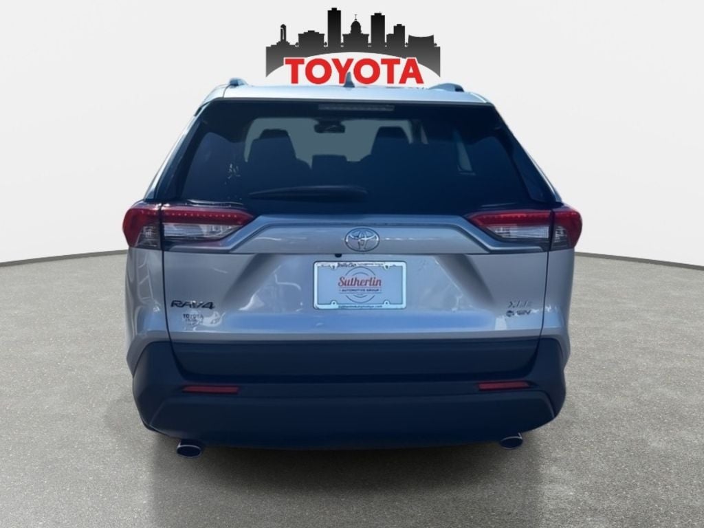 2025 Toyota RAV4 XLE