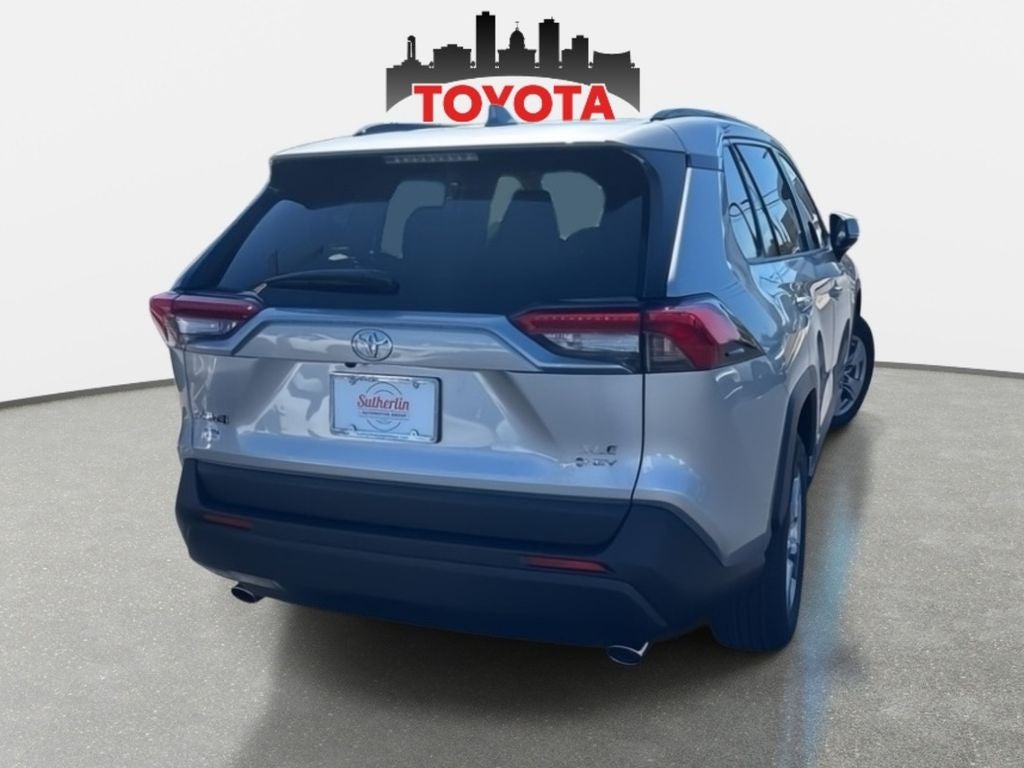 2025 Toyota RAV4 XLE