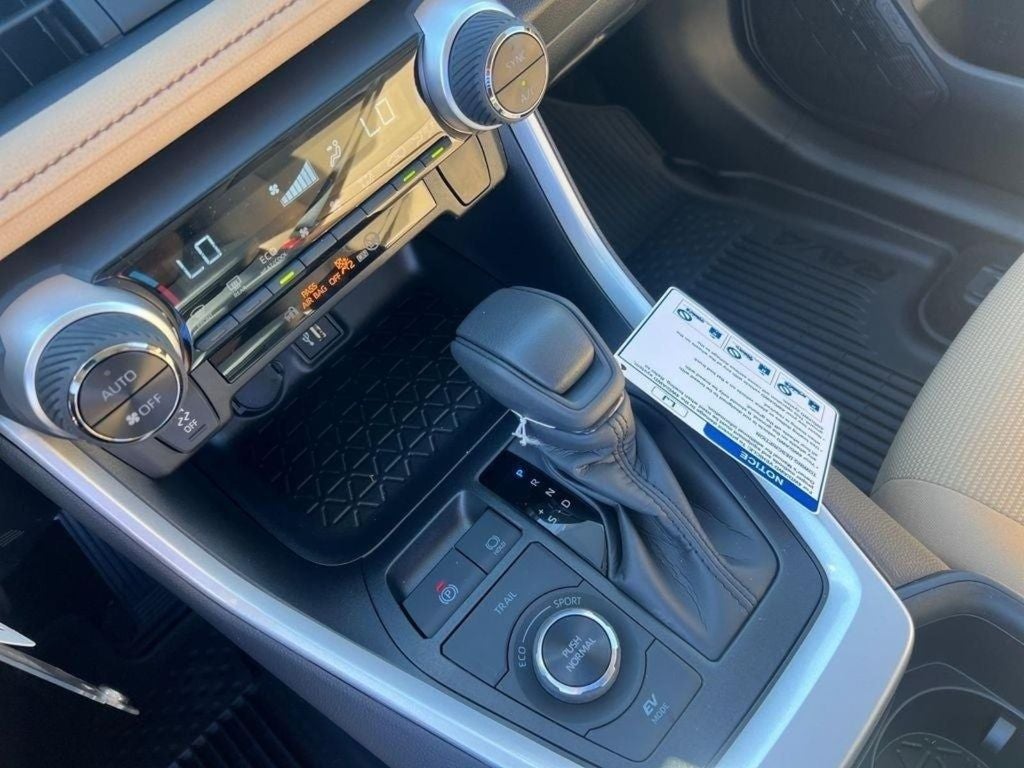 2025 Toyota RAV4 Hybrid Hybrid LE