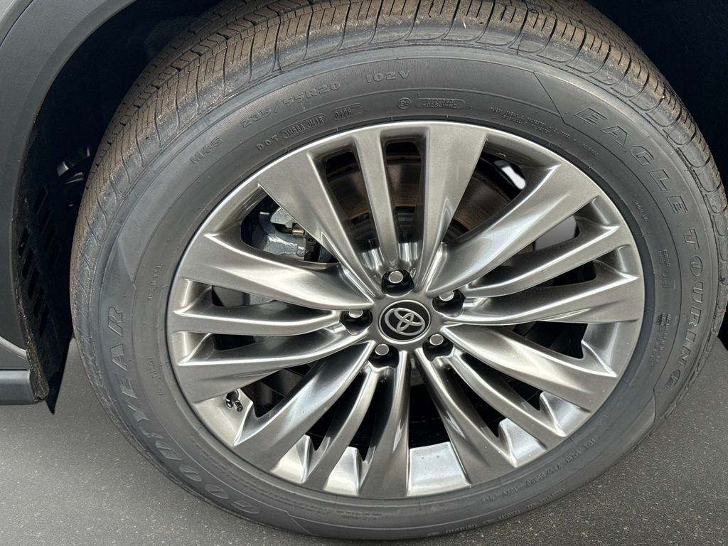 2026 Toyota Highlander Hybrid Hybrid Platinum