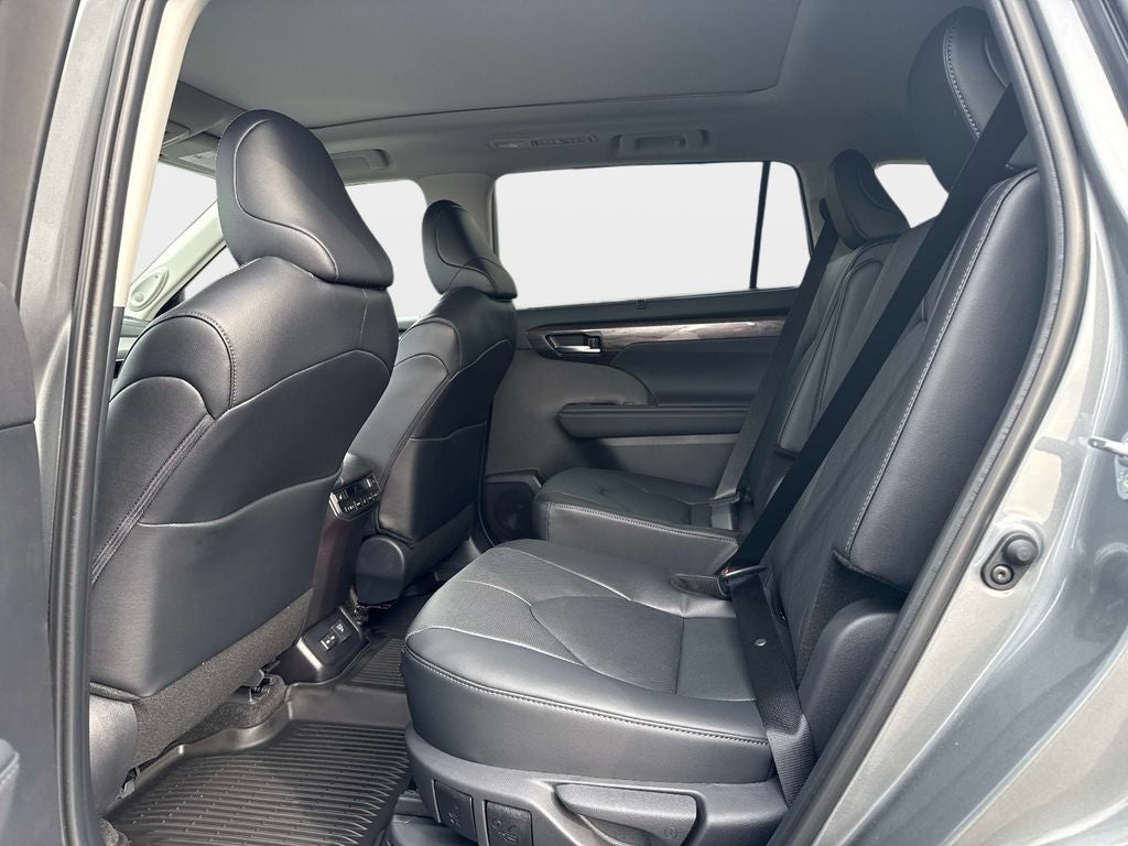 2026 Toyota Highlander Hybrid Hybrid Platinum