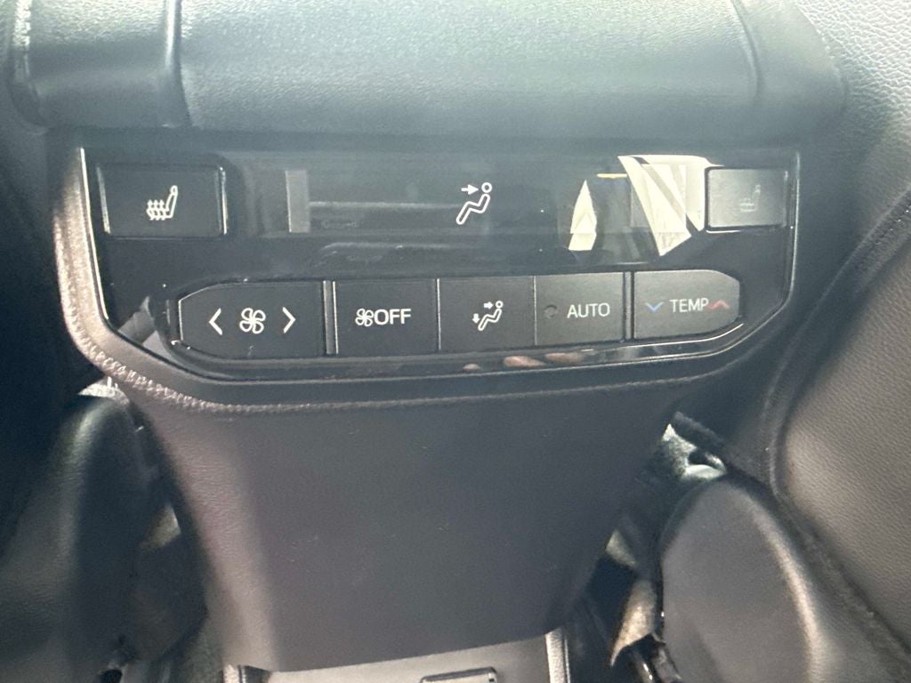 2026 Toyota Highlander Hybrid Hybrid Platinum