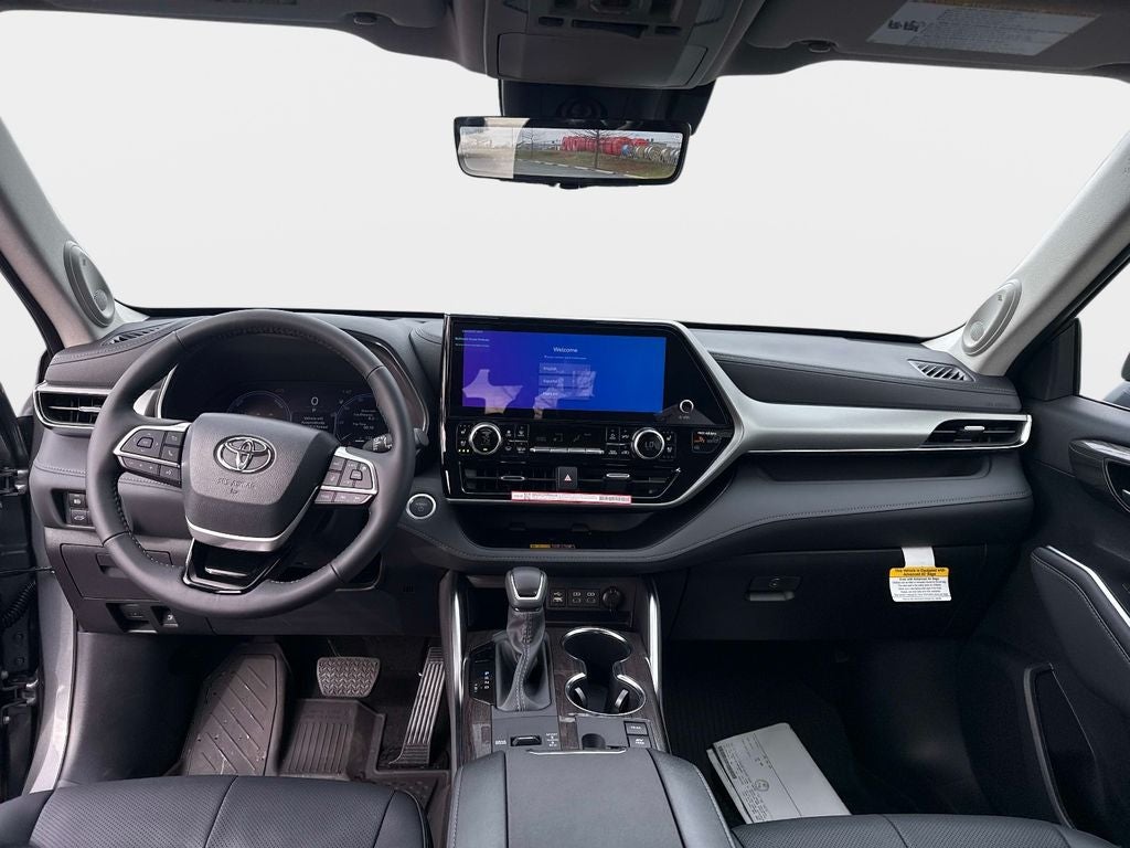 2026 Toyota Highlander Hybrid Hybrid Platinum