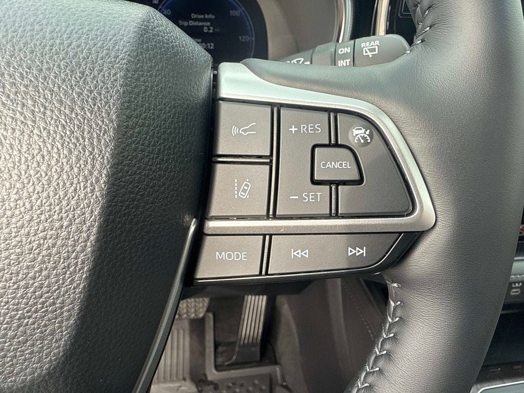 2026 Toyota Highlander Hybrid Hybrid Platinum