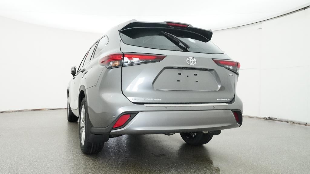 2026 Toyota Highlander Hybrid Hybrid Platinum