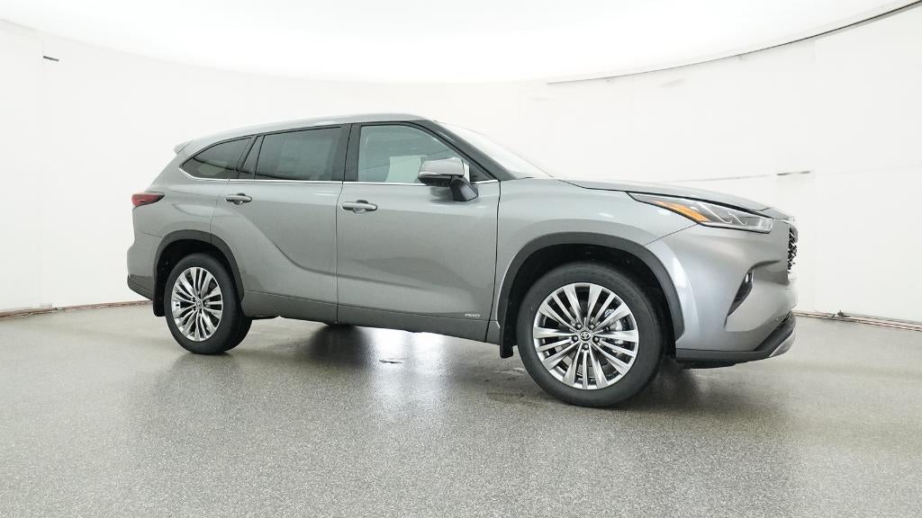 2026 Toyota Highlander Hybrid Hybrid Platinum