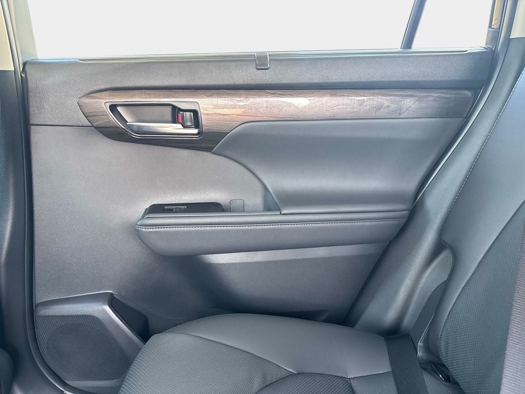 2026 Toyota Highlander Hybrid Hybrid Limited