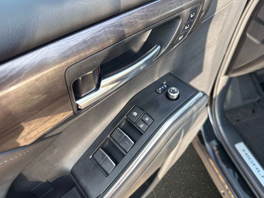 2026 Toyota Highlander Hybrid Hybrid Limited