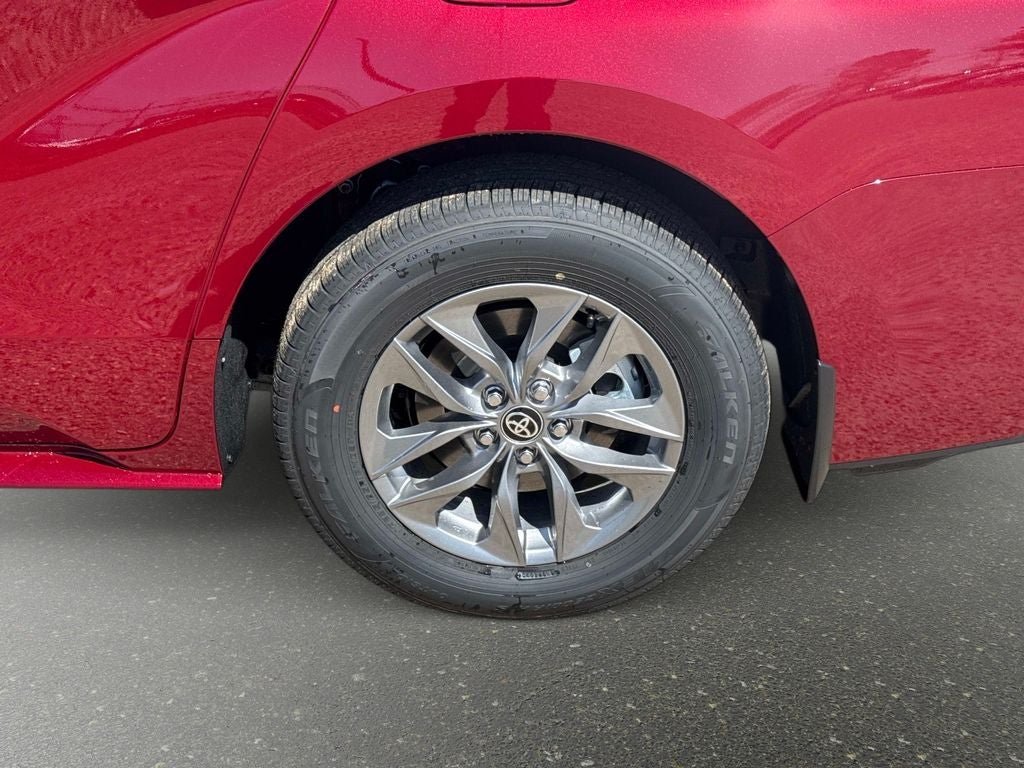 2026 Toyota Sienna XLE 8 Passenger