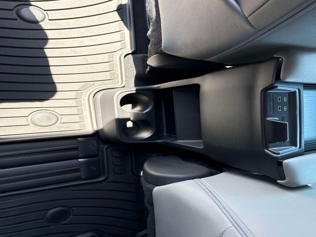 2026 Toyota Sienna XLE 8 Passenger