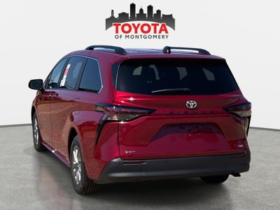 2026 Toyota Sienna XLE 8 Passenger