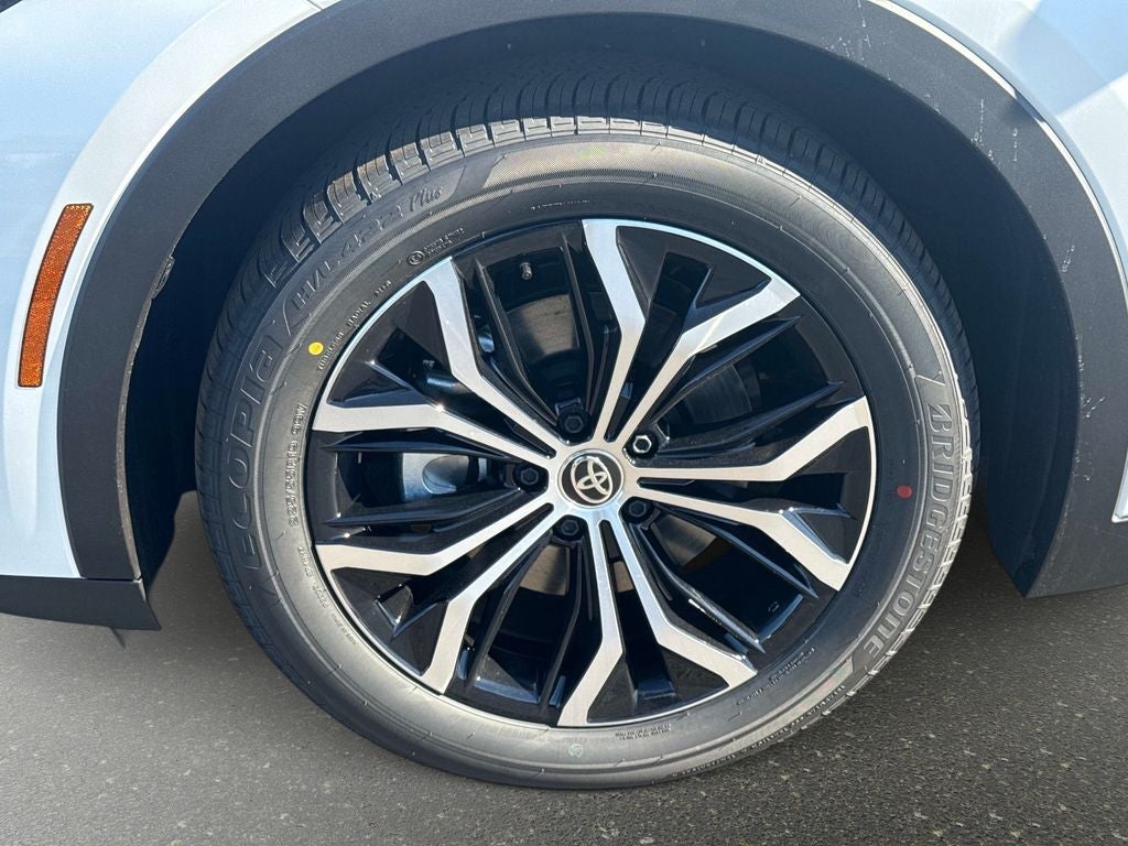 2026 Toyota Toyota Crown XLE