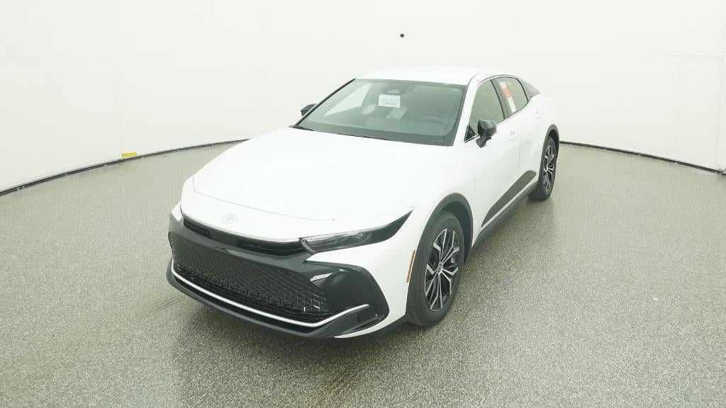 2026 Toyota Toyota Crown XLE