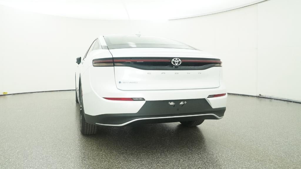 2026 Toyota Toyota Crown XLE