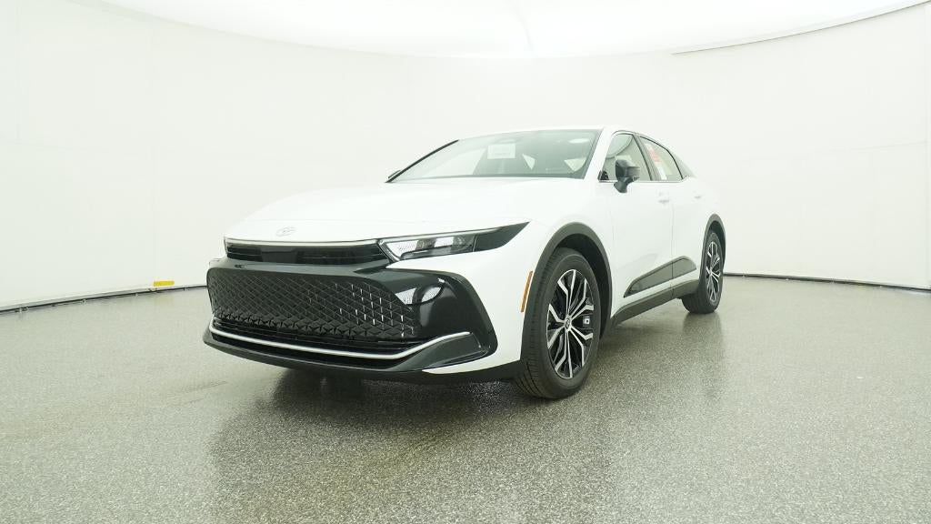 2026 Toyota Toyota Crown XLE