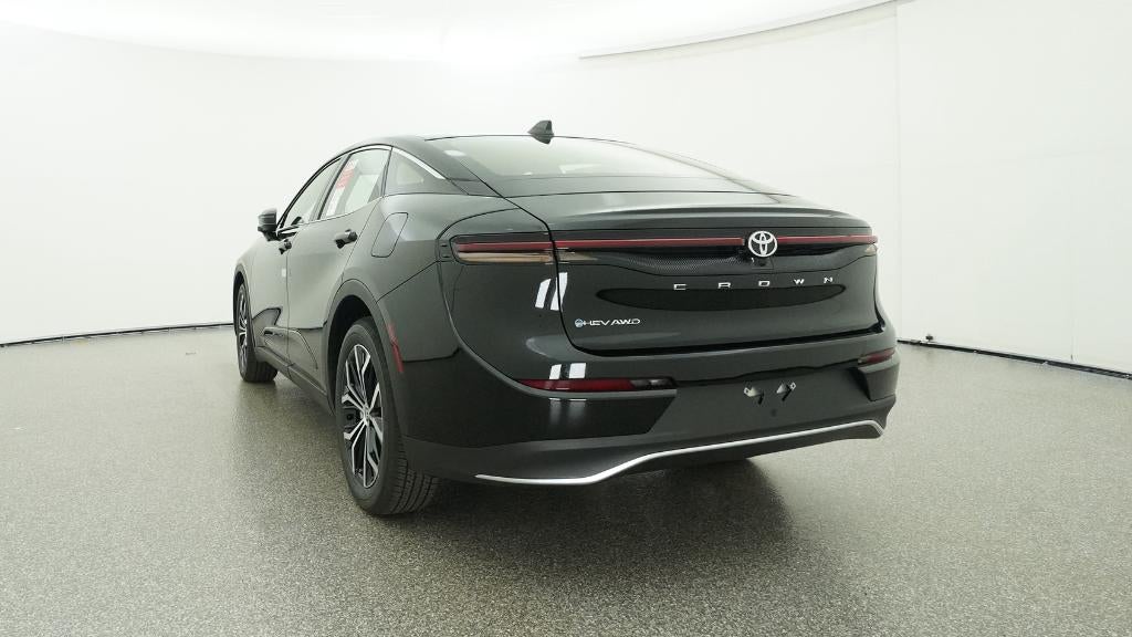 2026 Toyota Toyota Crown XLE