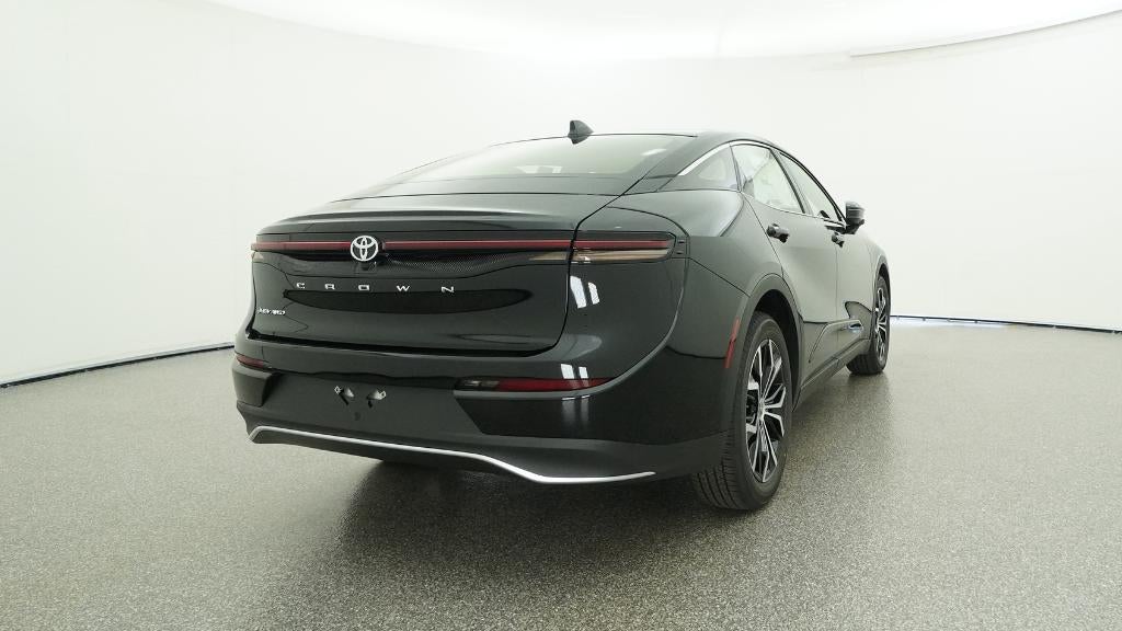 2026 Toyota Toyota Crown XLE