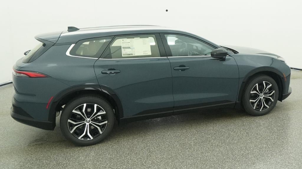 2026 Toyota Toyota Crown Signia XLE