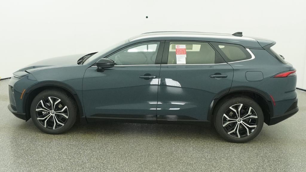 2026 Toyota Toyota Crown Signia XLE