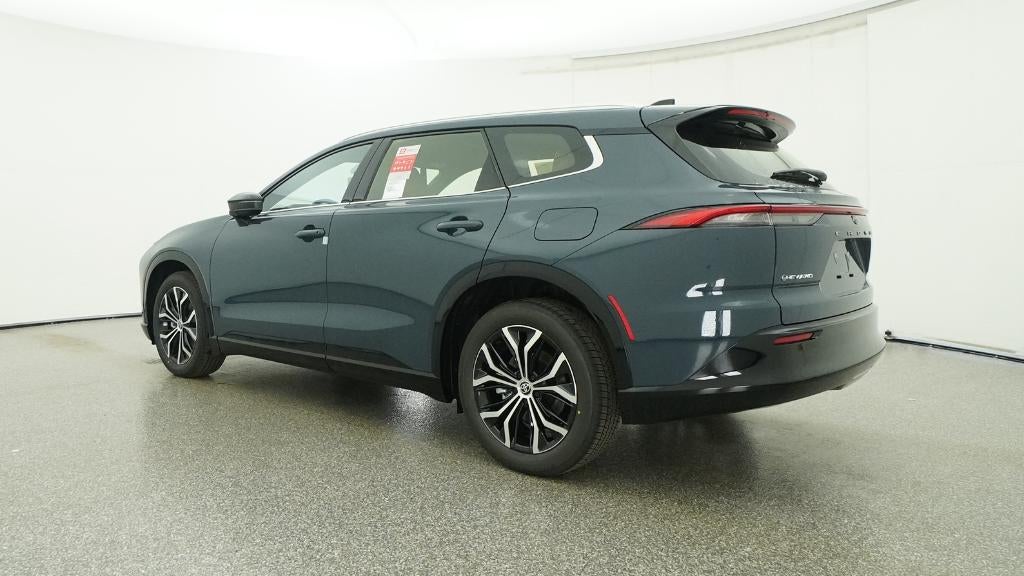 2026 Toyota Toyota Crown Signia XLE