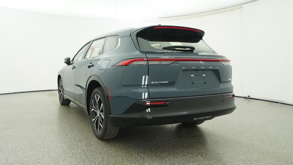 2026 Toyota Toyota Crown Signia XLE