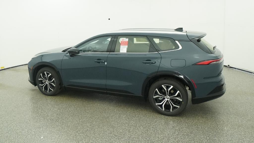 2026 Toyota Toyota Crown Signia XLE