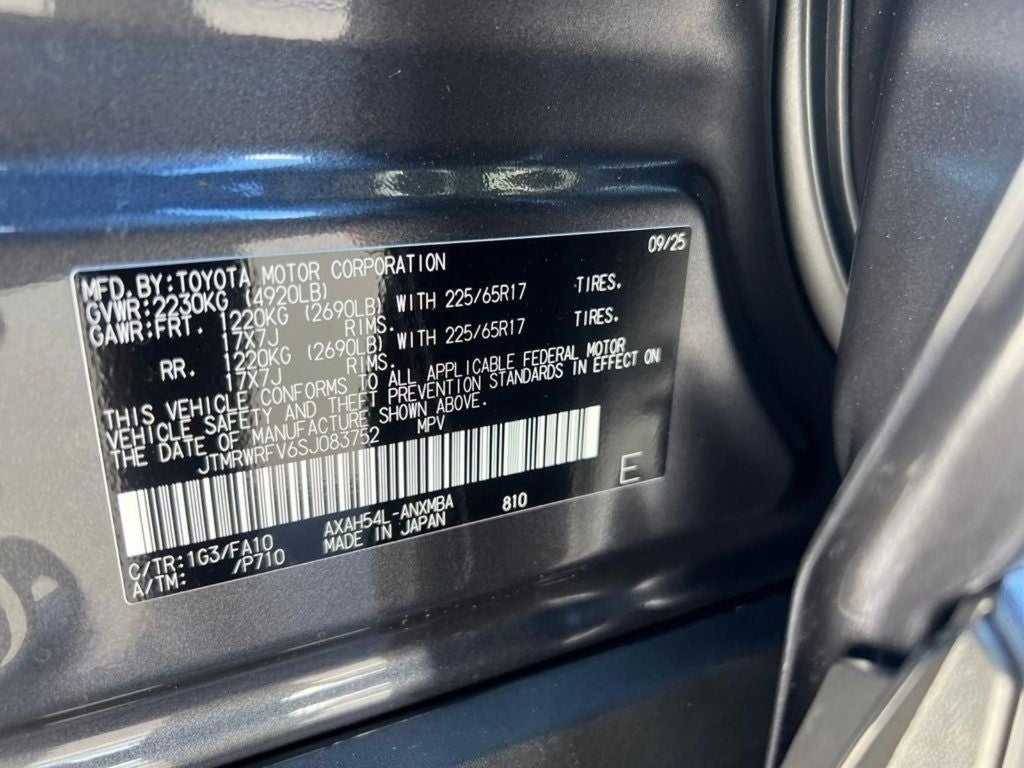 2025 Toyota RAV4 Hybrid XLE