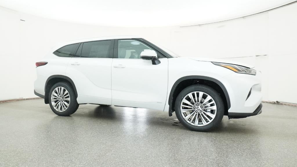 2026 Toyota Highlander Hybrid Hybrid Platinum