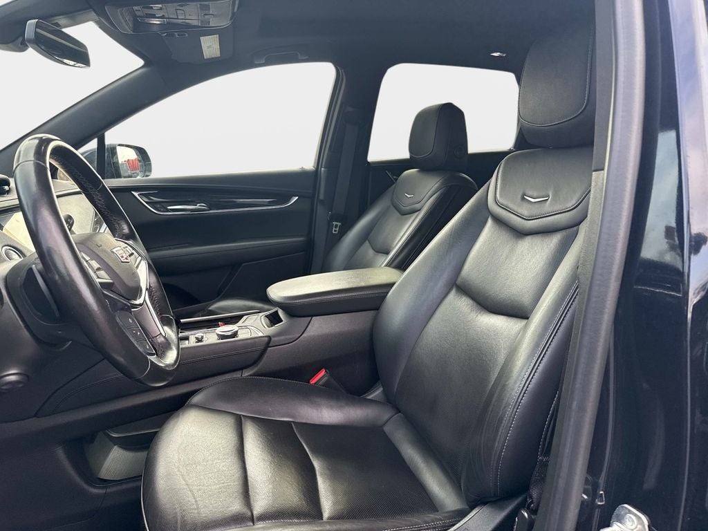 2022 Cadillac XT5 Premium Luxury