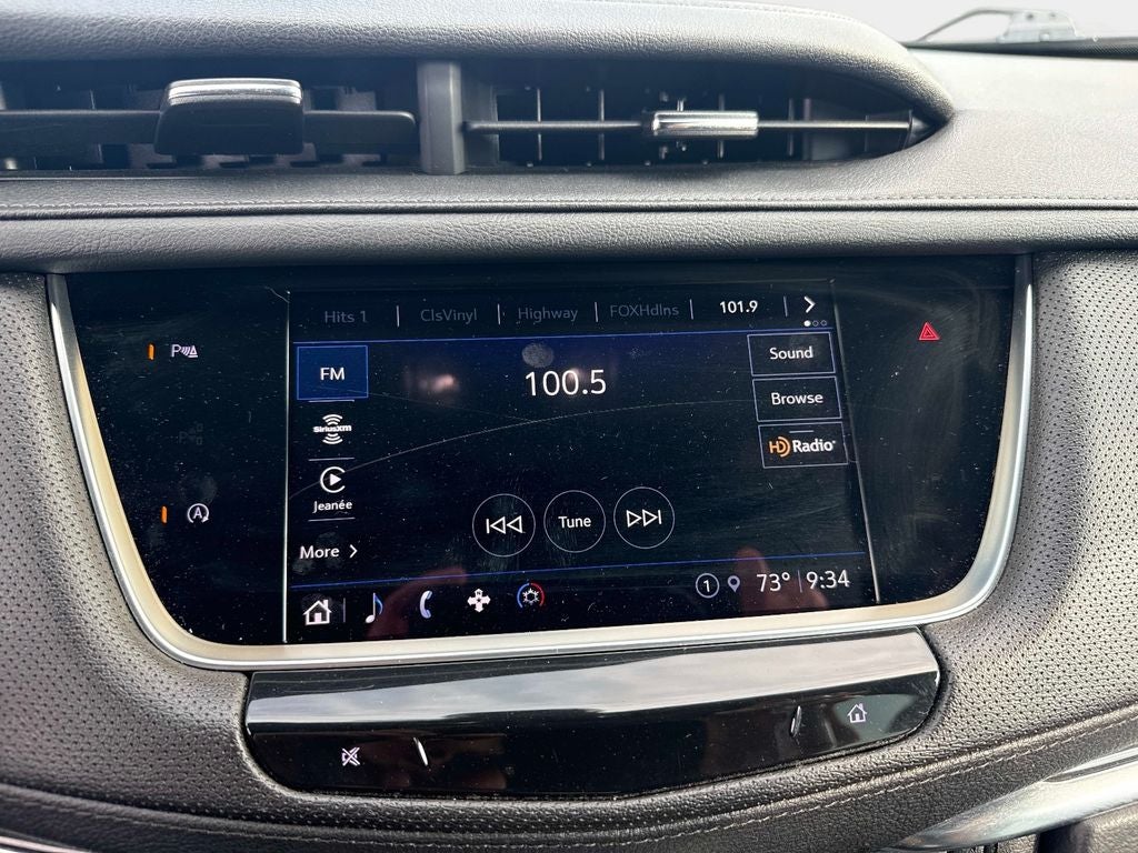 2022 Cadillac XT5 Premium Luxury