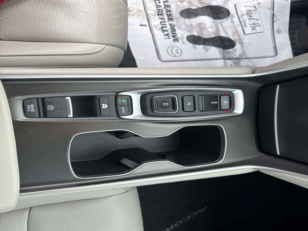 2022 Honda Accord Hybrid Touring