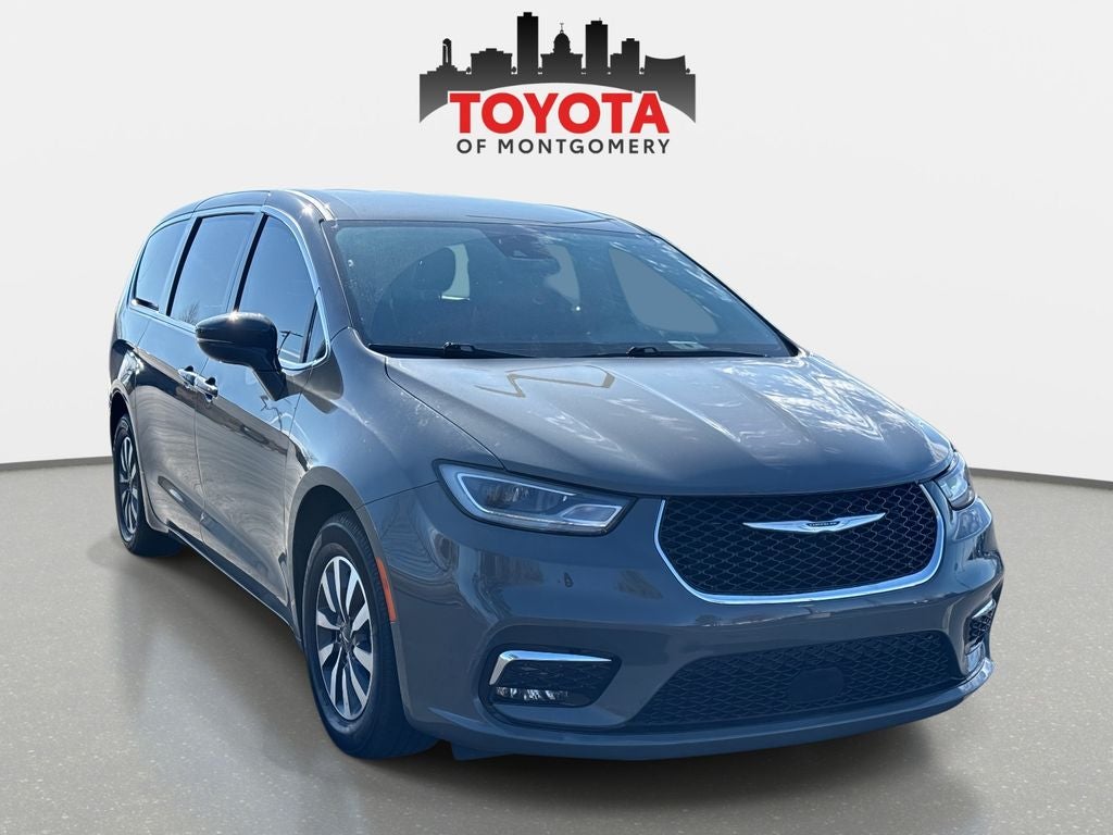 2022 Chrysler Pacifica Hybrid Touring L