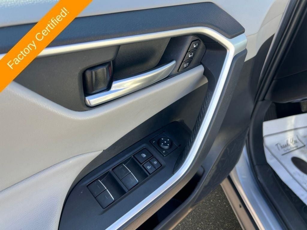 2023 Toyota RAV4 XLE Premium