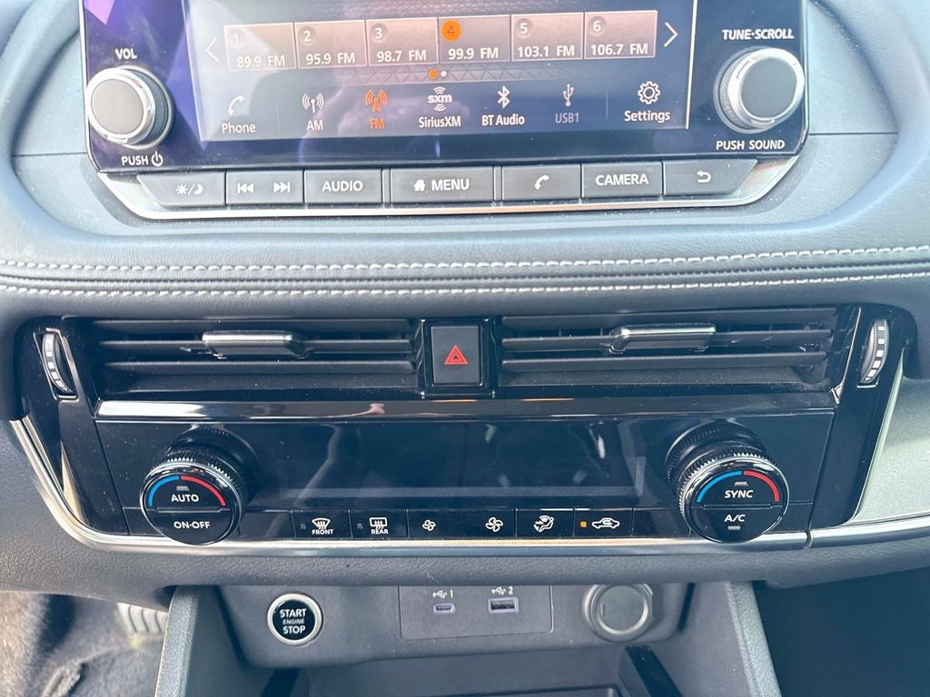 2022 Nissan Rogue SV