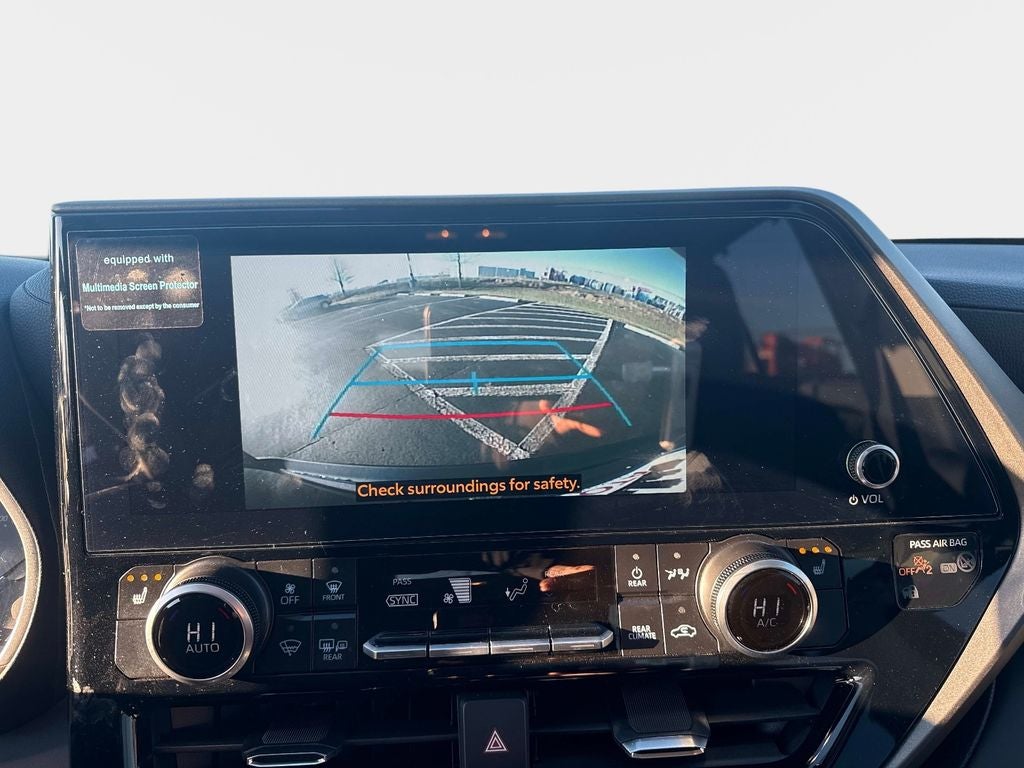 2025 Toyota Highlander Hybrid XLE