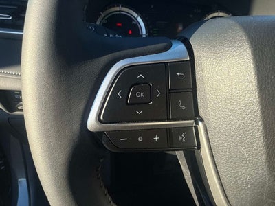 2025 Toyota Highlander Hybrid XLE