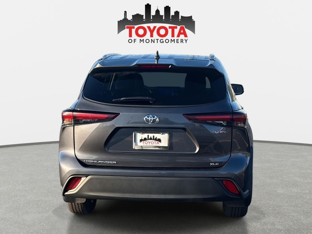 2025 Toyota Highlander Hybrid XLE