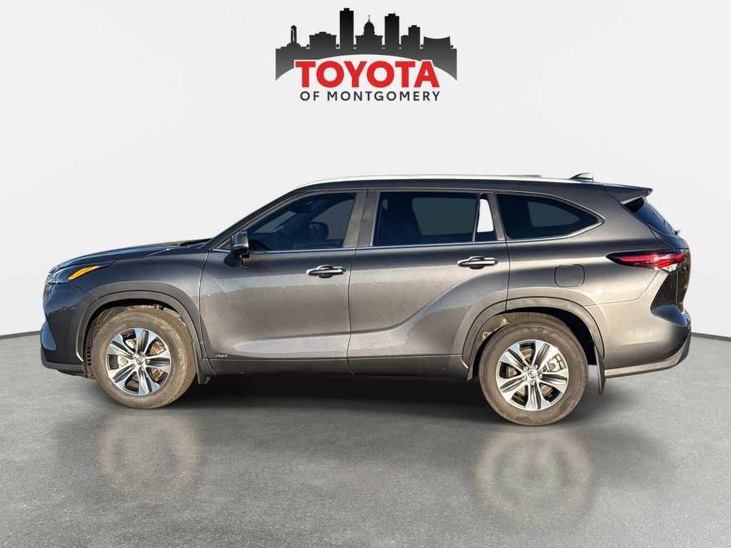 2025 Toyota Highlander Hybrid XLE