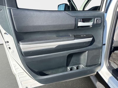 2016 Toyota Tundra SR5 5.7L V8