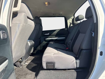 2016 Toyota Tundra SR5 5.7L V8