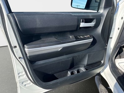 2016 Toyota Tundra SR5 5.7L V8