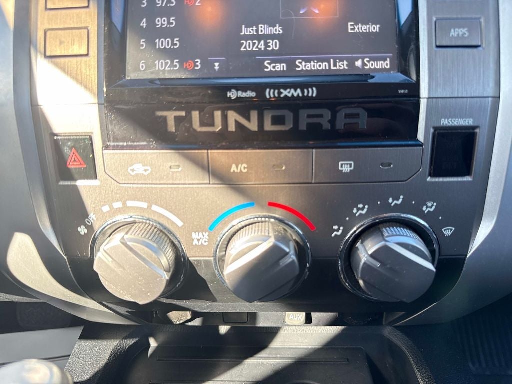 2016 Toyota Tundra SR5 5.7L V8