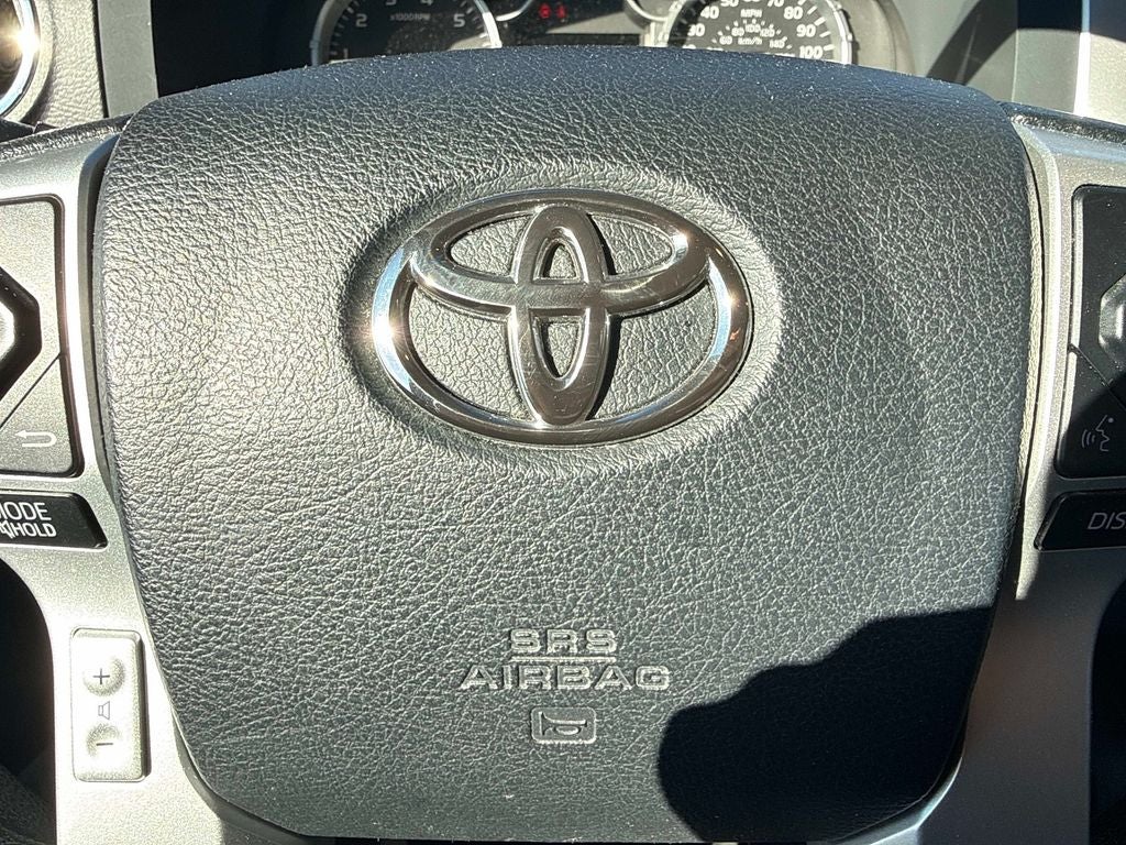 2016 Toyota Tundra SR5 5.7L V8