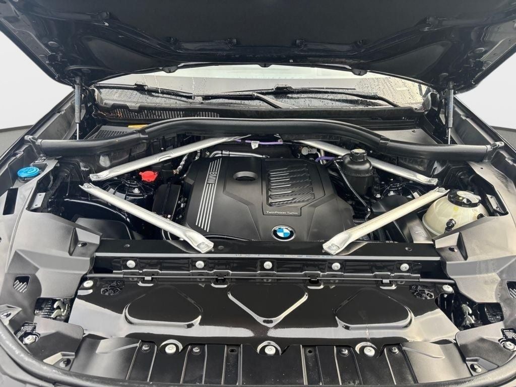 2023 BMW X6 xDrive40i