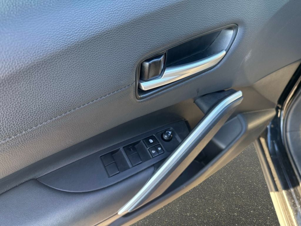 2023 Toyota Corolla Cross Hybrid XSE