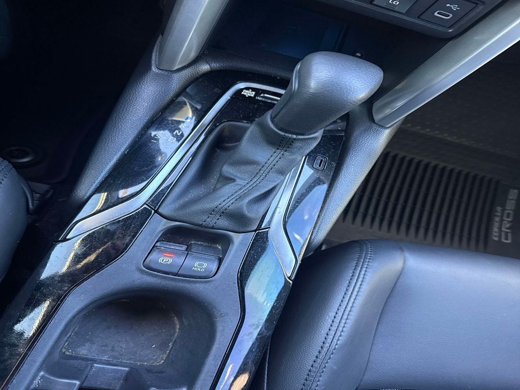 2023 Toyota Corolla Cross Hybrid XSE