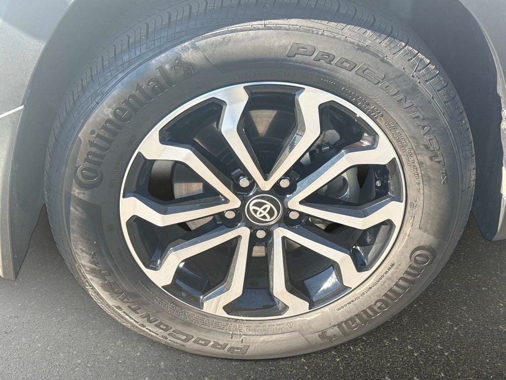 2024 Toyota Corolla Cross Hybrid SE