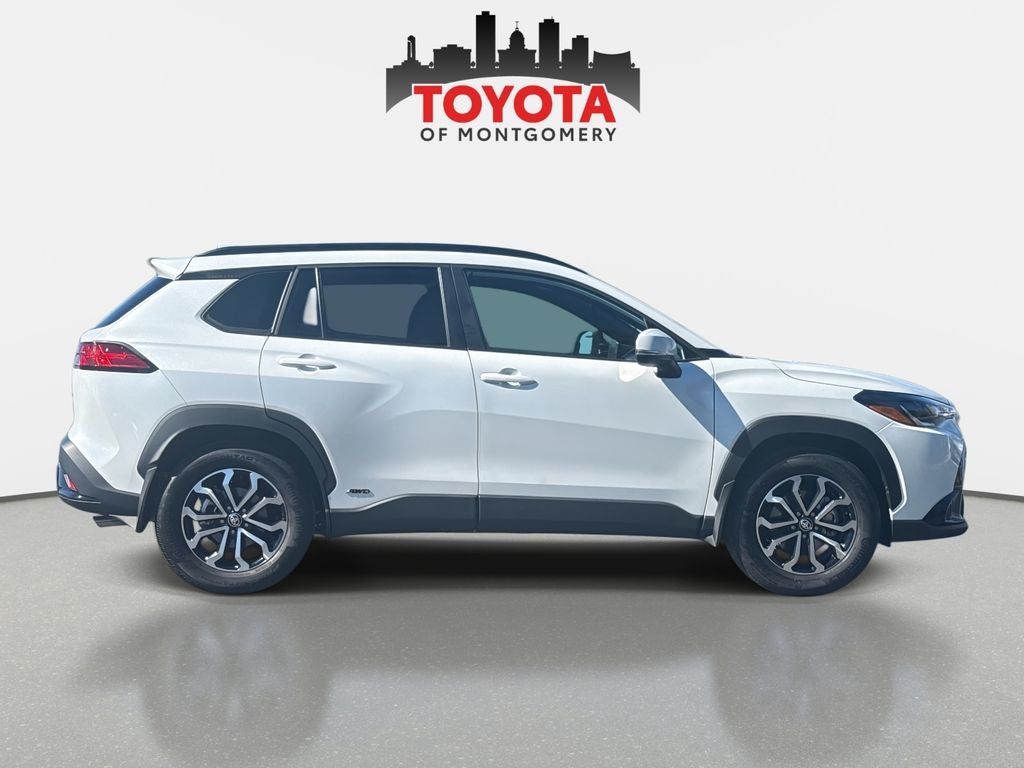 2024 Toyota Corolla Cross Hybrid SE