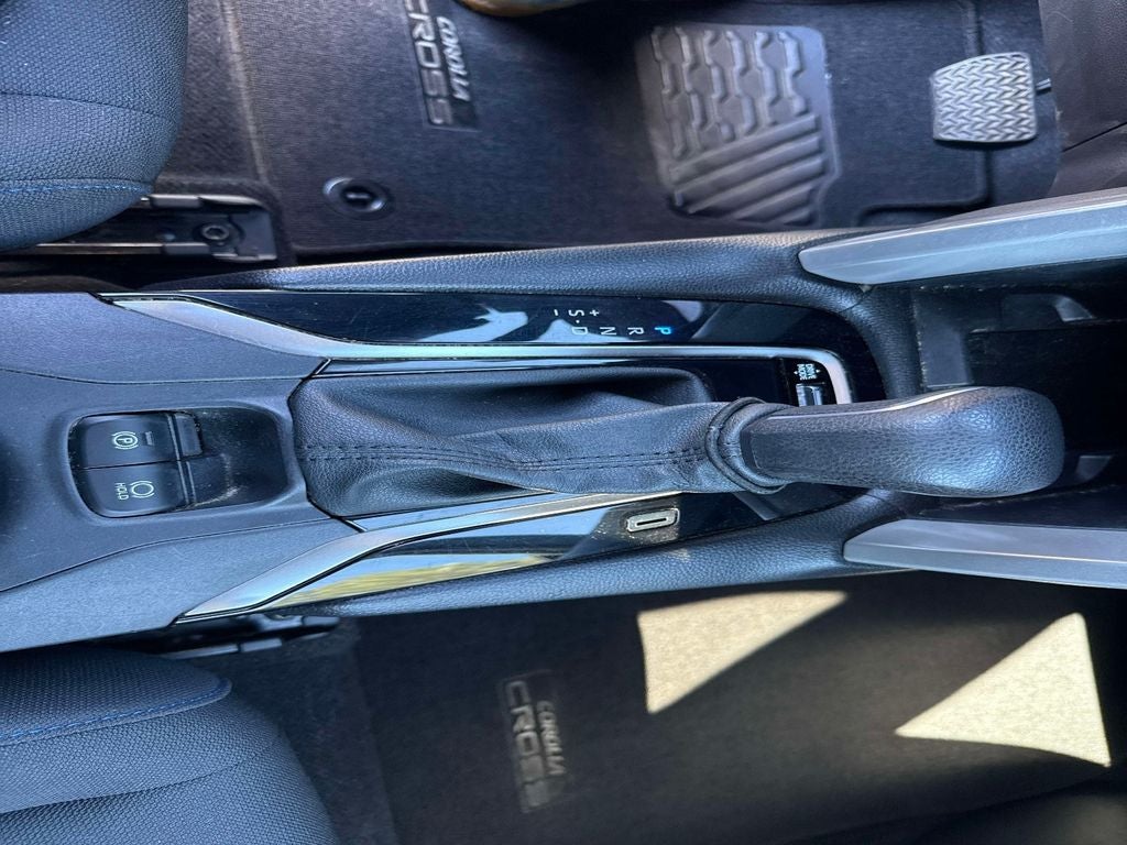 2024 Toyota Corolla Cross Hybrid SE