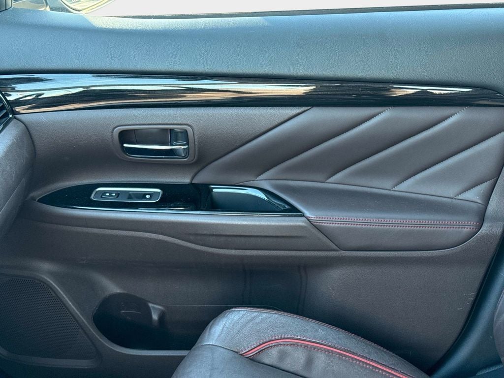 2018 Mitsubishi Outlander PHEV SEL